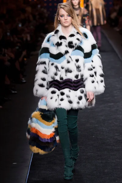 Look 42